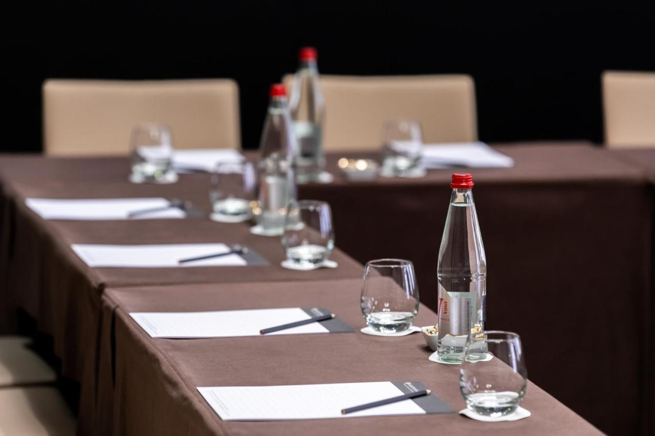 Intercontinental Paris Champs Elysees Etoile By Ihg Exteriör bild